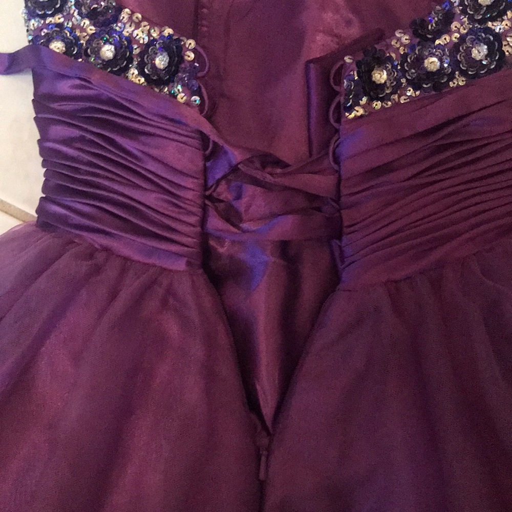 Sequin homecoming dress - Picture 7 of 8